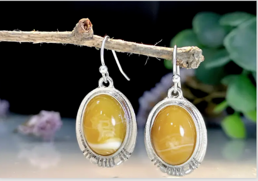 Bohemian Oval Shape Butterscotch Yellow & Silver Drop Earring