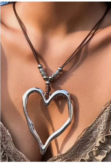 Bohemian Retro Oversized Silver Heart &-Silver Bead Shaped Pendant Necklace