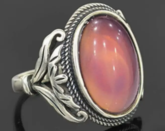 Victorian Design Band - Boho Style Mood Stone - Color Changing Ring - High Quality Stainless Steel - Statement Ring for Women- Nostalgic