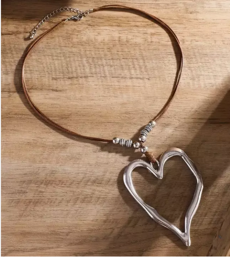 Bohemian Retro Oversized Silver Heart &-Silver Bead Shaped Pendant Necklace